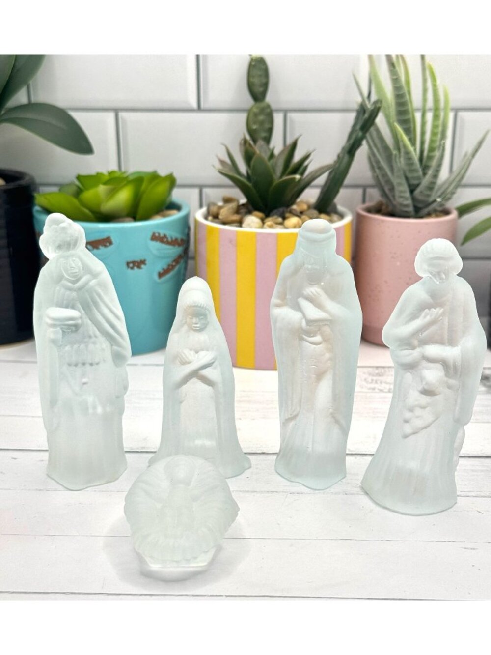 Frosted Glass Nativity Scene Figurine Set - 5 Pieces